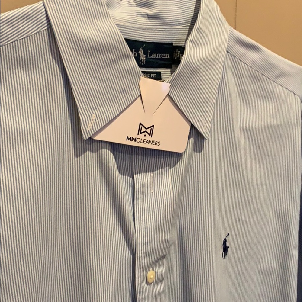 Men’s Polo Button Down size Medium